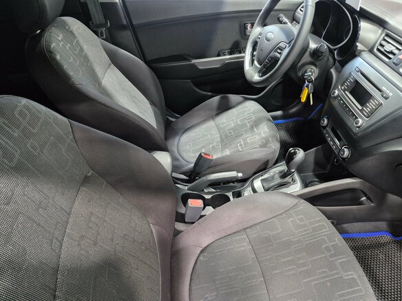 2016 Kia Rio III Рестайлинг, серый - вид 17