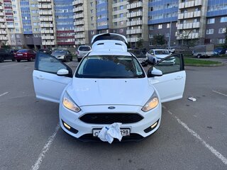 2017 Ford Focus III Рестайлинг, белый, 830000 рублей, вид 3