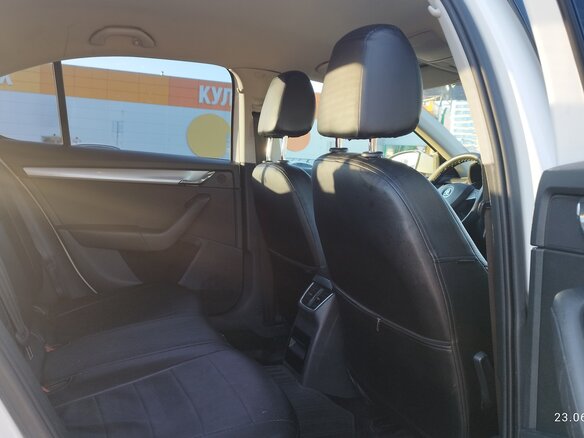 2013 Skoda Octavia III (A7), белый, 1080000 рублей - вид 20
