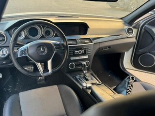 2011 Mercedes-Benz C-Класс 180 BlueEFFICIENCY III (W204) Рестайлинг, белый, 825000 рублей, вид 3