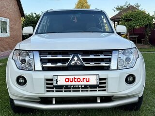 2012 Mitsubishi Pajero IV Рестайлинг 1, белый, 1799000 рублей, вид 2