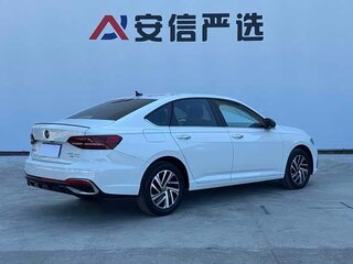 2023 Volkswagen Lavida III Рестайлинг, белый, 1790000 рублей, вид 4