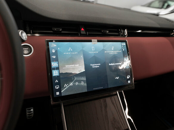 2025 Land Rover Range Rover Evoque II Рестайлинг, белый - вид 20