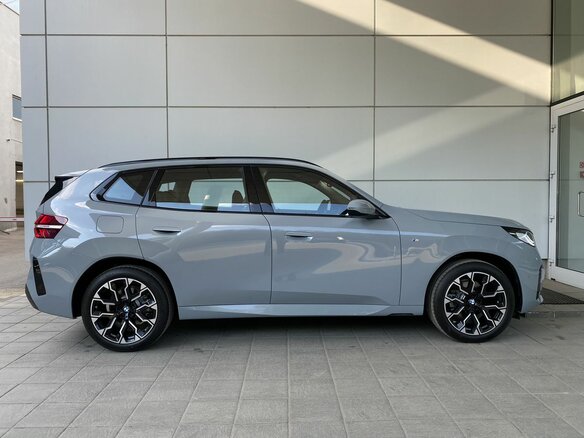 2025 BMW X3 Long 30L xDrive IV (G45/G48), серый, 7290000 рублей - вид 5