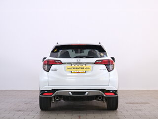 2019 Honda Vezel I Рестайлинг, белый, 2599000 рублей, вид 5