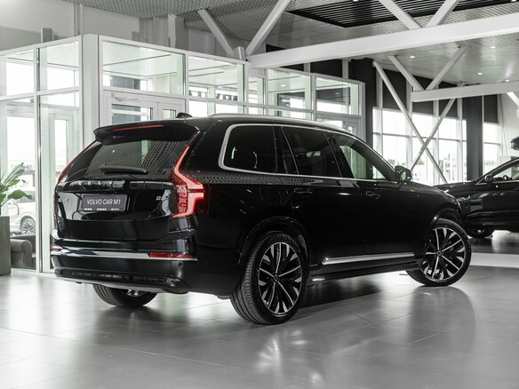 2026 Volvo XC90 B5 II Рестайлинг 2, чёрный, 12420000 рублей - вид 4