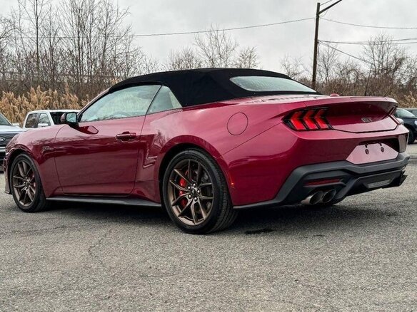 2026 Ford Mustang VII, красный - вид 10