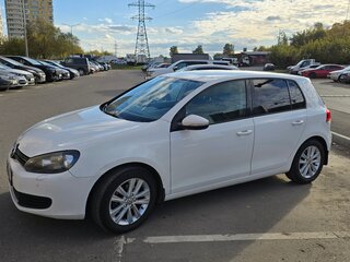 2011 Volkswagen Golf VI, белый, 760000 рублей, вид 2