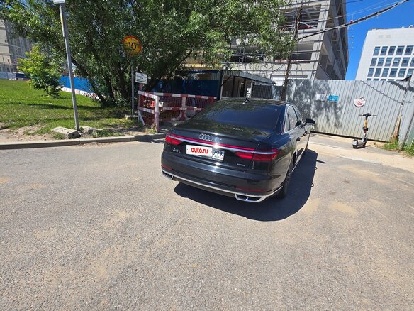 2020 Audi A8 Long 55 TFSI IV (D5), чёрный, 4250000 рублей - вид 9