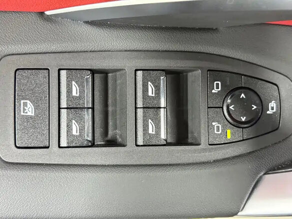 2023 BMW X1 Long 20Li sDrive III (U11/U12), белый, 2660888 рублей - вид 14