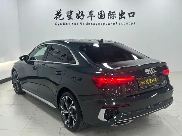 2022 Audi A3 35 TFSI Long IV (8Y), зелёный - вид 3