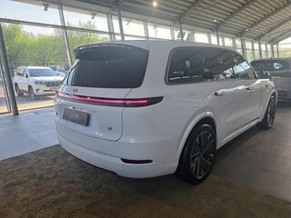2026 Li Auto (Lixiang) L9 52.3 kWh I Рестайлинг, белый, 11990000 рублей, вид 3