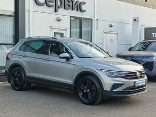 2021 Volkswagen Tiguan II Рестайлинг, серый, 2880000 рублей, вид 3