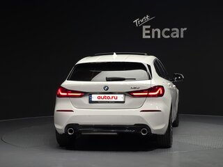 2020 BMW 1 серии 118d III (F40), белый, 2105000 рублей, вид 4