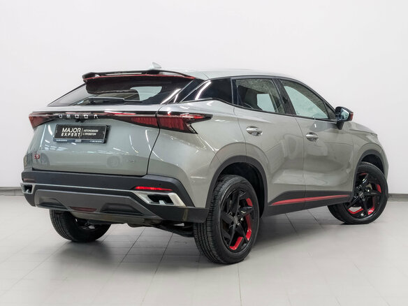 2023 Omoda C5 I, серый, 1680000 рублей - вид 4
