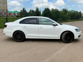 2013 Volkswagen Jetta VI, белый, 950000 рублей, вид 2