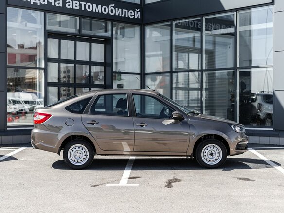 2026 Lada (ВАЗ) Granta I Рестайлинг, коричневый, 1344000 рублей - вид 8
