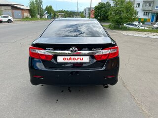 2013 Toyota Camry VII (XV50), чёрный, 1650000 рублей, вид 3