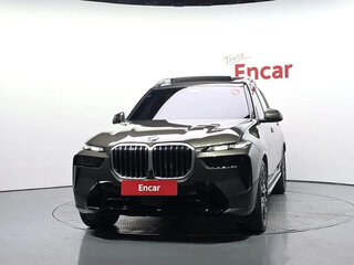 2025 BMW X7 40i I (G07) Рестайлинг, коричневый, 16750000 рублей, вид 3