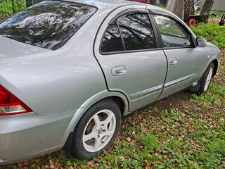 2011 Nissan Almera Classic I, серебристый, 599000 рублей, вид 2
