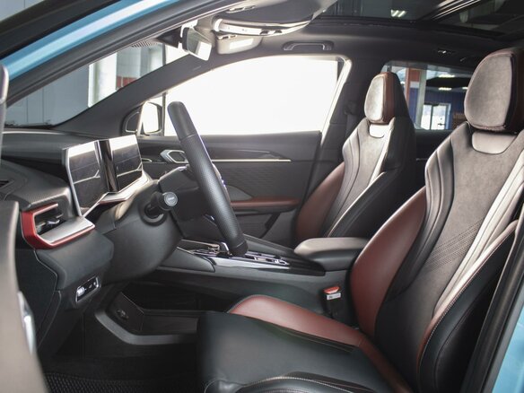 2023 Geely Coolray I Рестайлинг, синий, 2080000 рублей - вид 8