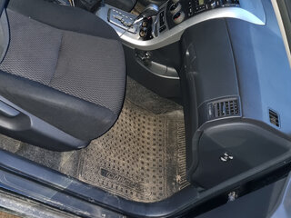 2011 Toyota Corolla X (E140, E150) Рестайлинг, чёрный, 1300000 рублей, вид 5