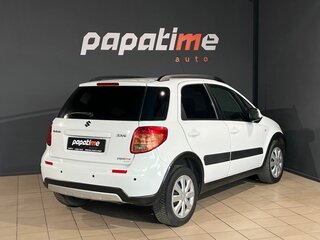 2013 Suzuki SX4 I (Classic) Рестайлинг, белый, 1045000 рублей, вид 3