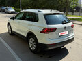 2017 Volkswagen Tiguan II, белый - вид 2