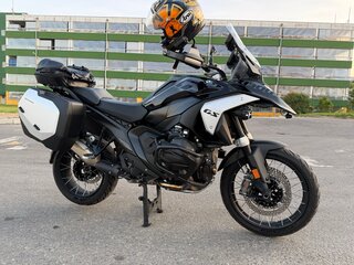 2023 BMW R 1300 GS, чёрный, 2000000 рублей, вид 1
