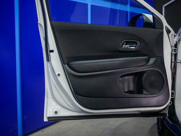 2020 Honda Vezel I Рестайлинг, белый - вид 14