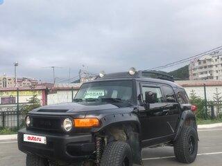 2011 Toyota FJ Cruiser, чёрный, 3400000 рублей, вид 2