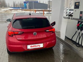 2020 Opel Astra K Рестайлинг, красный, 1450000 рублей, вид 4