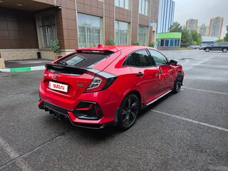 2020 Honda Civic X Рестайлинг, красный, 1650000 рублей, вид 4