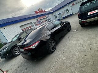2018 Toyota Camry VIII (XV70), чёрный, 3300000 рублей, вид 4