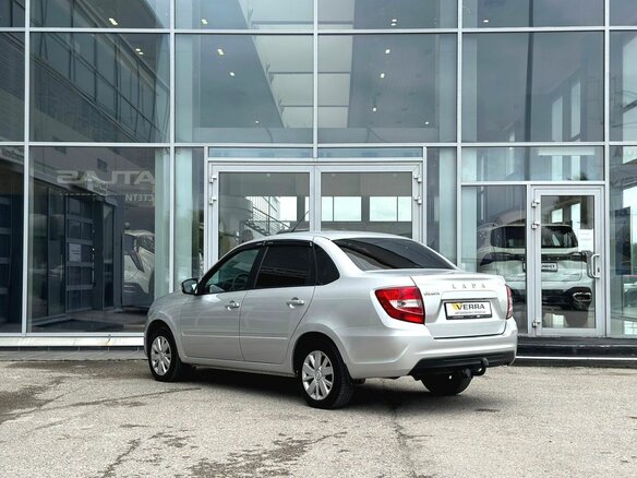 2024 Lada (ВАЗ) Granta I Рестайлинг, серый, 739000 рублей - вид 4