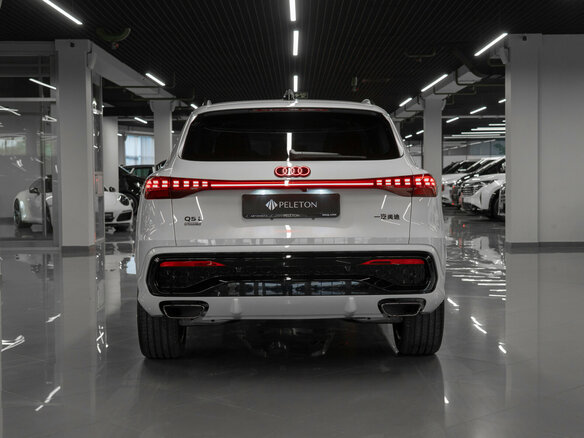 2025 Audi Q5 L III (GU), белый - вид 4
