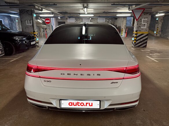 2021 Genesis G90 II, белый, 7500000 рублей - вид 3