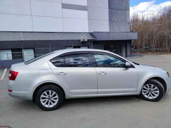 2014 Skoda Octavia III (A7), серебристый, 1060000 рублей - вид 2