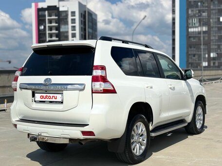 2017 Toyota Land Cruiser Prado 150 Series Рестайлинг 2, белый, 3938880 рублей, вид 5