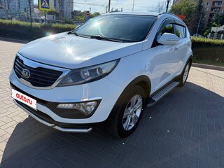 2013 Kia Sportage III, белый, 1650000 рублей, вид 1