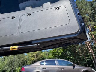 2011 Toyota Land Cruiser Prado 150 Series, чёрный, 2140000 рублей, вид 4