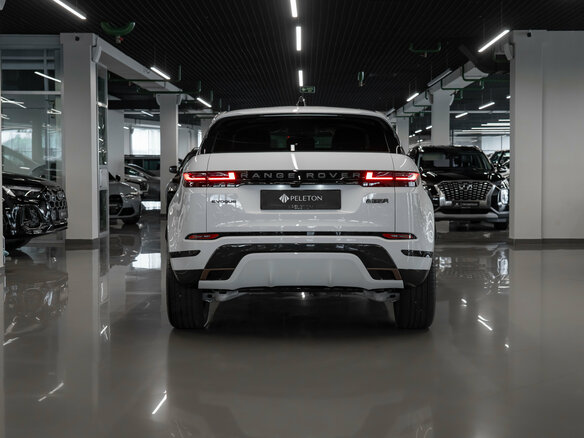 2025 Land Rover Range Rover Evoque II Рестайлинг, белый - вид 5