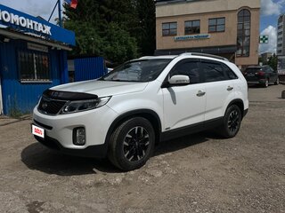 2012 Kia Sorento II Рестайлинг, белый, 1550000 рублей, вид 1