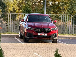 2021 BMW X6 30d III (G06), красный, 7300000 рублей, вид 3