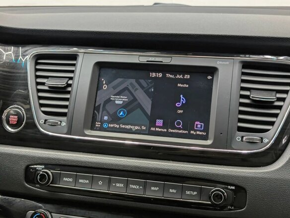 2019 Kia Carnival III, белый - вид 14