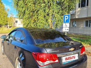 2012 Chevrolet Cruze I Рестайлинг, чёрный, 700000 рублей, вид 2