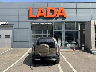 2026 Lada (ВАЗ) Niva Travel I Рестайлинг, коричневый, 1623000 рублей, вид 2