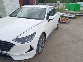 2020 Hyundai Sonata VII (LF) Рестайлинг, белый, 2000000 рублей, вид 1