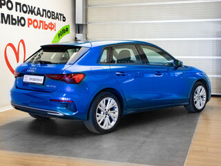 2022 Audi A3 Sportback 35 TFSI IV (8Y), синий, 2980000 рублей, вид 4