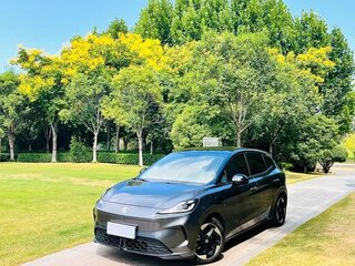 2026 MG 4 EV 42.8 kWh II, серый, 1510000 рублей, вид 3